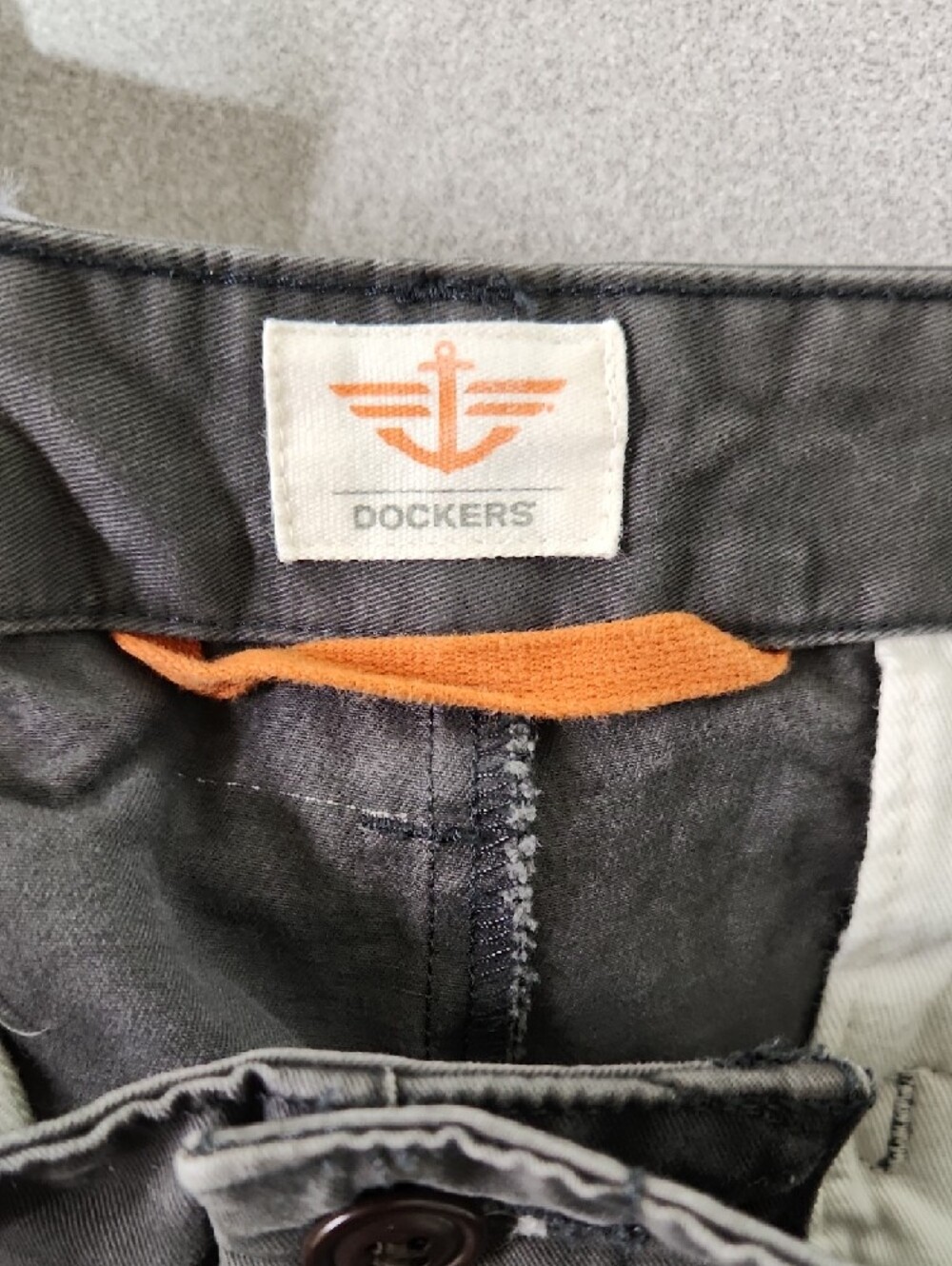 2 Pair Dockers Men's Chinos Light Gray Charcoal 34W 32L Cotton Pants - Picture 10 of 12